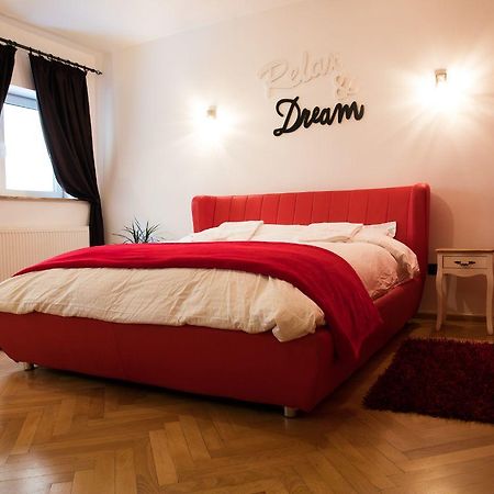 Apartament Luky10 Braszów Zewnętrze zdjęcie